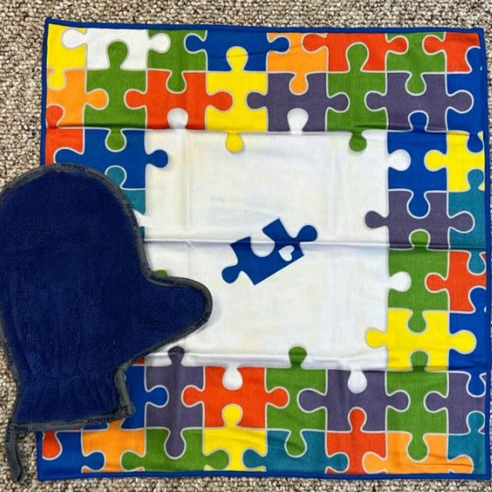 Norwex Window Cloth and dust mitt bundle. Puzzle piece for Autism Awareness